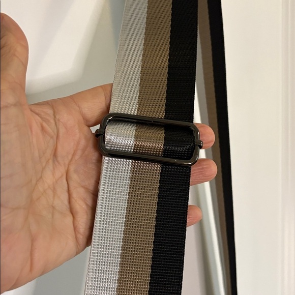 Haute Shore Jeri Ritz Neoprene Crossbody Bag Brown Black - Picture 6 of 16